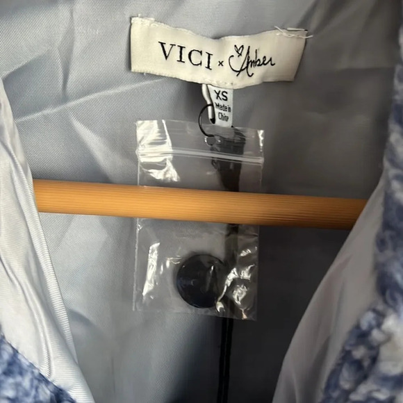 NWT Vici x Amber plaid faux Sherpa Jacket - Picture 3 of 6